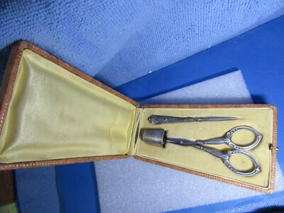 ancien nécessaire de couture en argent /old sewing kit in solid silver - Photo 1/4