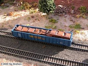 Hay Bros 60s/70s AUTO BODIES & SCRAP METAL LOAD - Fits ATLAS 2743 Thrall Gons - Picture 1 of 7