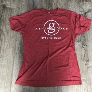 Garth Brooks 2022 Red I've Got Friends In Stadiums Tour T-Shirt Mens Medium  - Bild 1 von 7