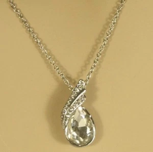 White Gold Pendant with Austrian Crystals 16 inch Necklace 18kgp - Picture 1 of 6