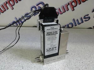 Unit Instruments, inc. UFC-1200A Mass Flow w/ Connector *Gas HE - Picture 1 of 8