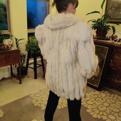 Stunning Fox Fur Coat By Chloe! Luxury Winter Jacket Women Size M - Image 1 of 4