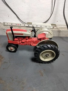 Ford 901 Select Speed Tractor Ertl Maßstab 1:16 - Bild 1 von 5
