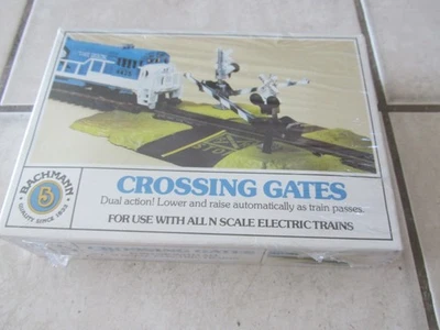 Bachmann N Scale Crossing Gates 56-1220 Sealed In Box - Image 1 of 2