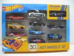 2018 RUOTE CALDE 50° ANNIVERSARIO CONFEZIONE 10 '55 GASSER VERNICE ESCLUSIVA AMAZON - Foto 1 di 5