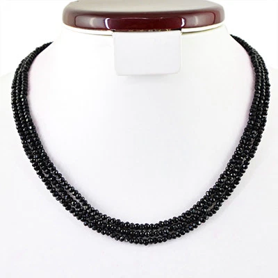 COLLAR (RS) CUENTAS FACETADAS REDONDAS ESPINELA NEGRA RICA NATURAL 110,00 CTS 3 LÍNEAS Foto 1 de 3