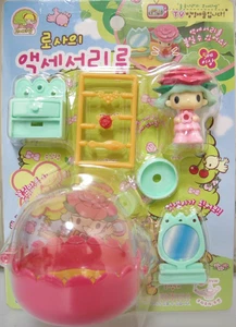 TAKARA Treena (Koeda Chan) & Her Forest Friends - Rosey (Bara)'s Accessoire Room - Bild 1 von 3