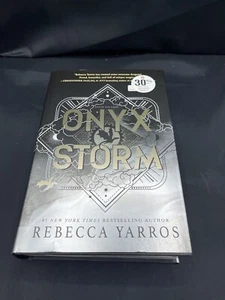 Onyx Storm - Target Exclusive Collector's Edition by Rebecca Yarros (Hardcover) - Bild 1 von 3