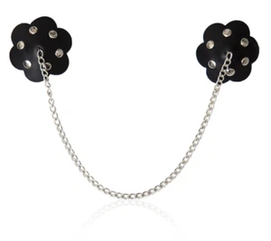 Cache-tétons nippies pasties fleurs noires simili-cuir rivets chaine fetish sexy - Imagen 1 de 2