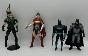 Lot of 4 DC Action Figures - loose- some w/ accessories - good condition - Picture 1 of 6