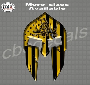 Calcomanía Patriótica Casco Espartano Impreso Bandera Americana Don't Tread on Me - Imagen 1 de 1