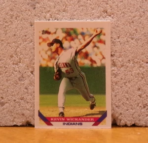 1993 TOPPS MINI 1" VARIANT BASEBALL CARD CLEVELAND INDIANS KEVIN WICKANDER - Picture 1 of 2
