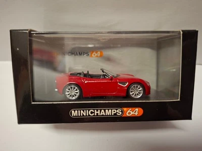 Minichamps 64 Alfa Romeo 8C Spider limitata a 5040 pz (DV013) - Immagine 1 di 3