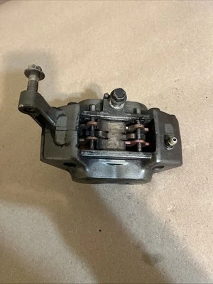 1987 Yamaha Venture XVZ1300 Front Right Brake Caliper 87 XVZ 1300 - Image 1 of 4