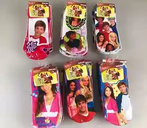 Par de 200 calcetines blancos musicales de Disney High School talla 6-8 Zac Efron - Imagen 1 de 3