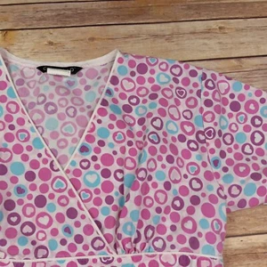 Cassandra O Small Scrub Top Circles Hearts - Picture 1 of 4