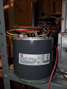 US Motors K55HXBKR-6085 Condenser Fan Motor 1/3 HP 208-230V 1 PH Bard 8105-03 - Picture 1 of 3