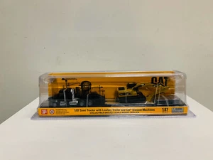 Semi Tractor Lowboy Trailer Cat DieCast Machines 1/87 By DieCast Masters 84420 - Picture 1 of 5