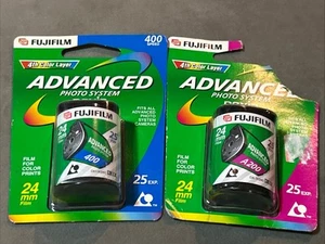 2 Fujifilm 200 und 400 Speed Advanced Nexia 24mm 25 EXP jede Rolle abgelaufen NEU - Bild 1 von 3