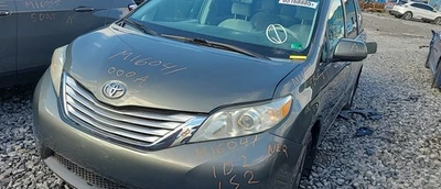 2012 Toyota Sienna Automatic Transmission OEM 128K Miles - LKQ439075480 - Image 1 of 4