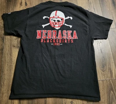 Mens L Nebraska Cornhuskers Football Blackshirts T Shirt Double Sided Skull  - Image 1 of 4