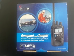 Radio VHF ICOM Marine IC-M85E - Foto 1 di 7