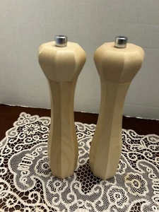 Williams Sonoma Tall Octagonal Salt and Pepper Mill - Picture 1 of 5