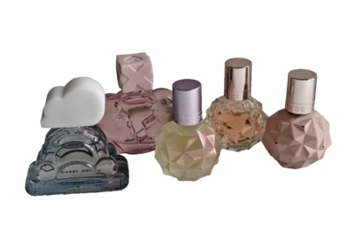 Mini perfume de viaje ARIANA GRANDE 5 piezas 0,25 oz cada uno -A Foto 1 de 4