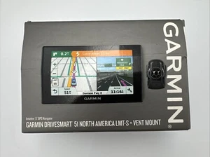Garmin DriveSmart 51 LMT-S 5" Dash Windshield Mount Box And Cables Bundle Works! - Picture 1 of 9