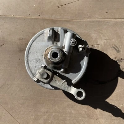 1985 - 2008 Honda Elite CH80 Front Brake Drum Assembly With Pads And Speedo Gear - Image 1 of 2
