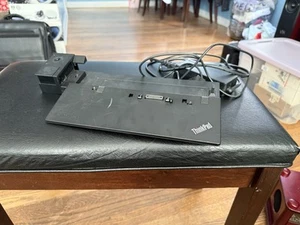 Station d'accueil Lenovo ThinkPad Pro Dock 40A1 Port avec cordon d'alimentation - Photo 1/8