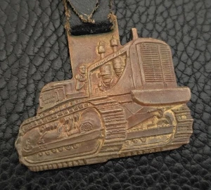 Watchmaker's Estate Vintage Antique Morrissey Bros. Allis-Chalmers Tractor Fob - Imagen 1 de 3