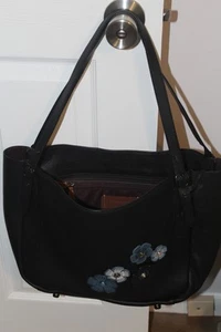 Borsa a tracolla Coach Alana Tote nera in morbida pelle ciottoli personalizzata con rose da tè - Foto 1 di 5