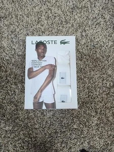 Lacoste Herren 100% Baumwolle Regular Fit V-Ausschnitt T-Shirt, 3er Pack, Weiß, X-Small - Bild 1 von 4