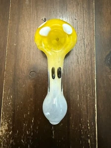 4.25” Premium Glass Hand Pipe Mushroom Yellow - Picture 1 of 2