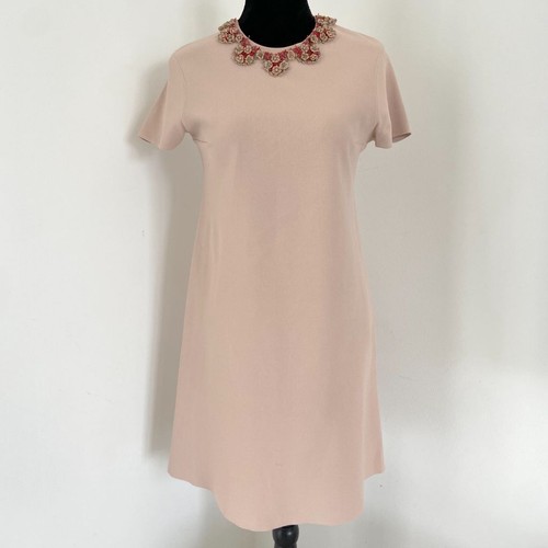 Mini abito Valentino rosa con dettagli in perline