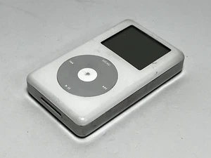 Apple iPod Classic 4. Generation 40GB Weiß A1059 - WON’T POWER ON - Bild 1 von 2
