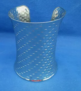 Basketweave gewebte Optik silberfarben Metall MANSCHETTENARMBAND ausgestellte Enden 3,75" Geschenk - Bild 1 von 5