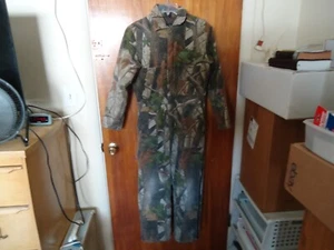 Red Head Youth Size 16 Realtree Hardwoods Coveralls " GREAT PAIR FOR THE OUTDOOR - Picture 1 of 12