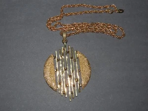MCM BRUTALIST MEDALLION PENDANT NECKLACE SIGNED ROGET GOLD TONE - Picture 1 of 3