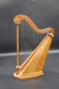 Caja de música HARP de colección 10" Mozart "Lullaby" Enesco 1983 - Imagen 1 de 5