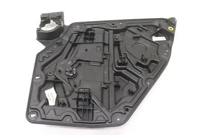 CHRYSLER 300 2011-2023 PUERTA TRASERA DERECHA VENTANA REGULADOR PLACA PORTADORA OEM Foto 1 de 4