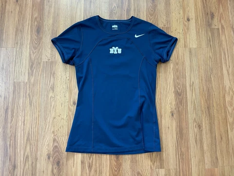 BYU Cougars #15 NCAA VOLLEYBALL BRIGHAM YOUNG Women's Size Medium Tall Jersey! Cover