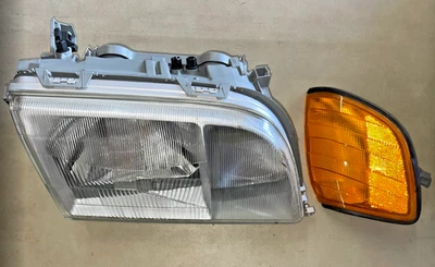 博世右手车头灯组合 Assy - 0 302 454 014 / 140-820-66-61 - 适用于 W140 — 第 1/4 张图片