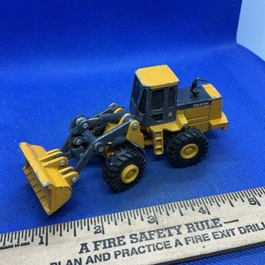 Oldtimer Frontlader John Deere Ertl aus Metall gelb, gebrauchter Zustand - Bild 1 von 5