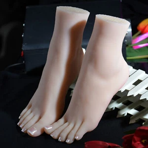 Piedini femminili in silicone con osso display gambe modello 22,5 cm realistici - Foto 1 di 11
