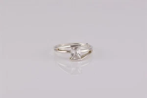 Sterling Silver Emerald Cut Solitaire Offset Bypass Band Ring 925 Sz: 8 - Picture 1 of 7