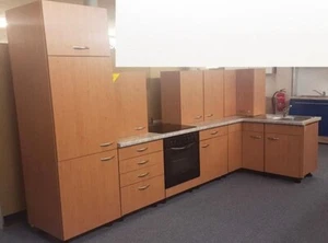 Komplette Einbauküche mit Whirlpool Geräten in L Form + Zubehör in gutem Zustand - Bild 1 von 11