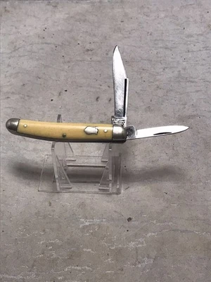 I-XL George Wostenholm Sheffield England Yellow 2 Blade Folding Pocketknife - Image 1 of 4