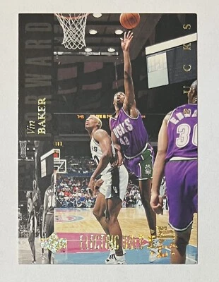 Vin Baker 1993-94 Upper Deck ELECTRIC GOLD Card #69 - Image 1 of 2